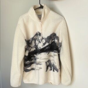 Old Navy Women's Cream and Black Sherpa